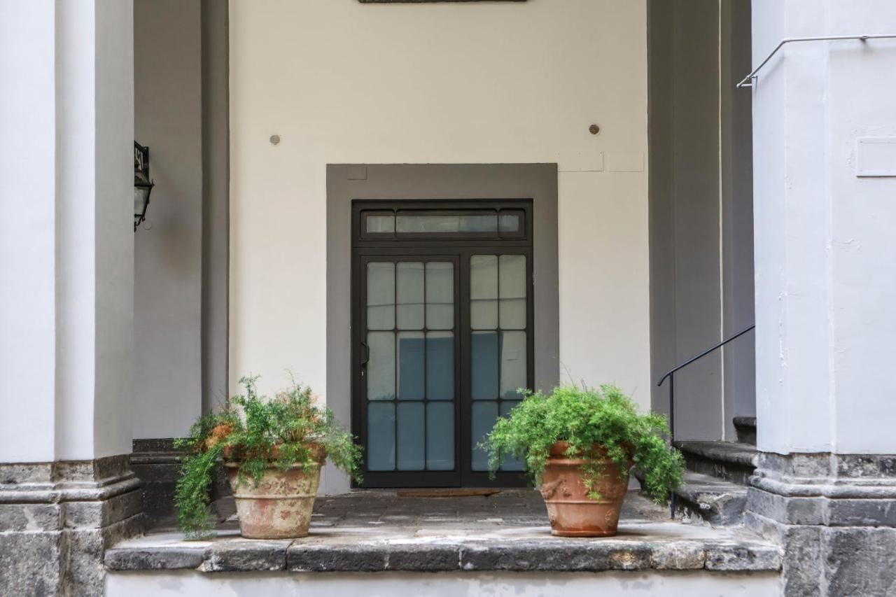 Apartamento Il Loggiato By Wonderful Italy Nápoles Exterior foto
